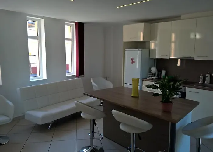 Kazinczy Apartment